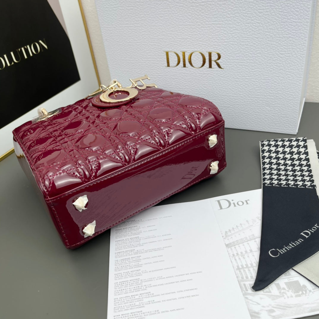 Dior