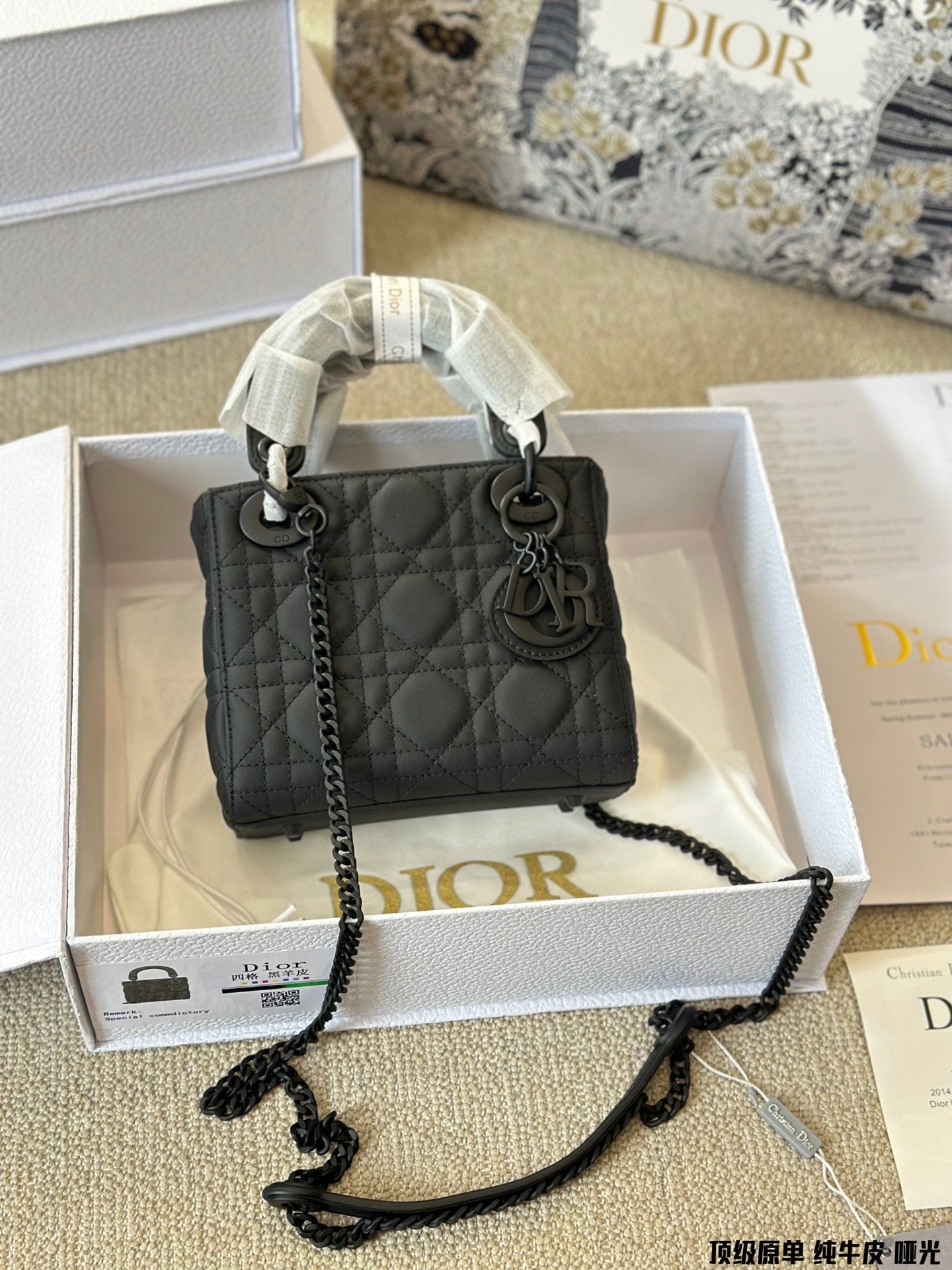 Dior