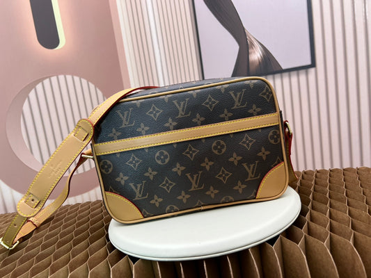 LV