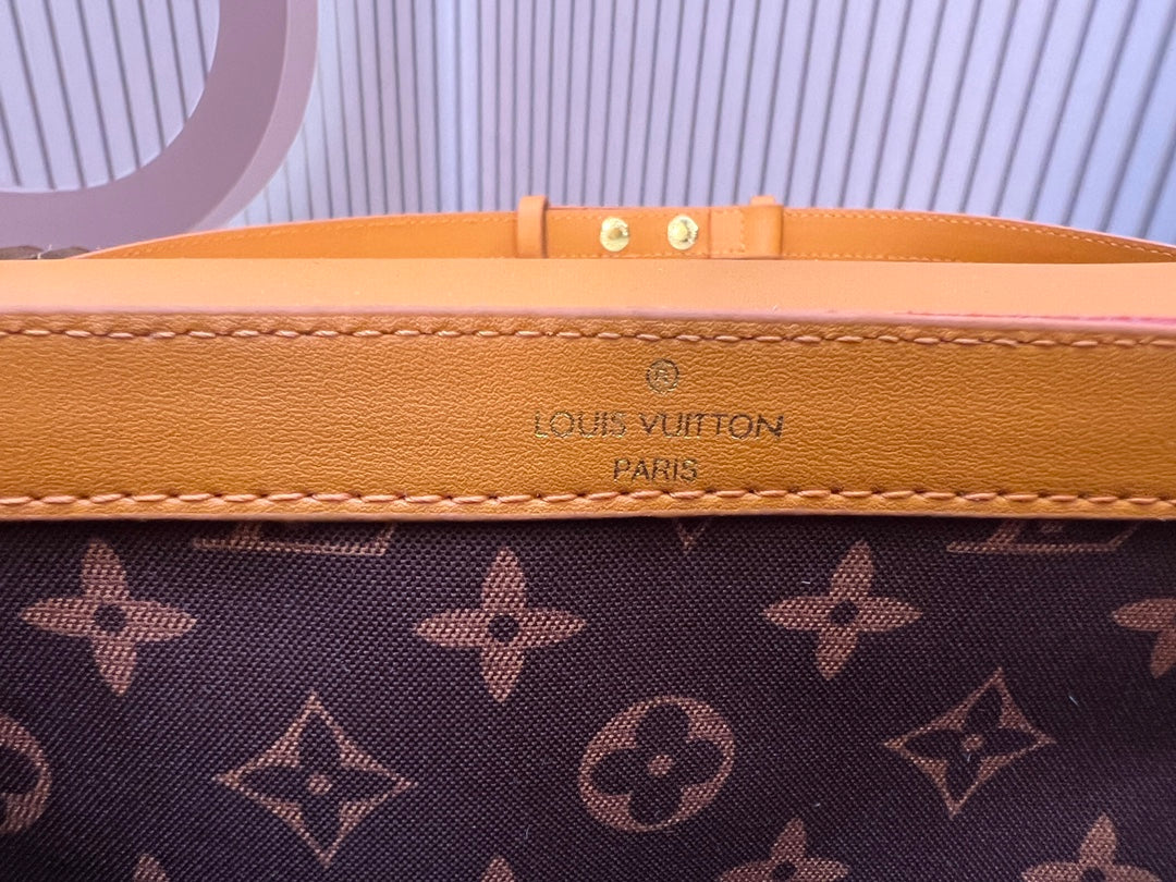 LV