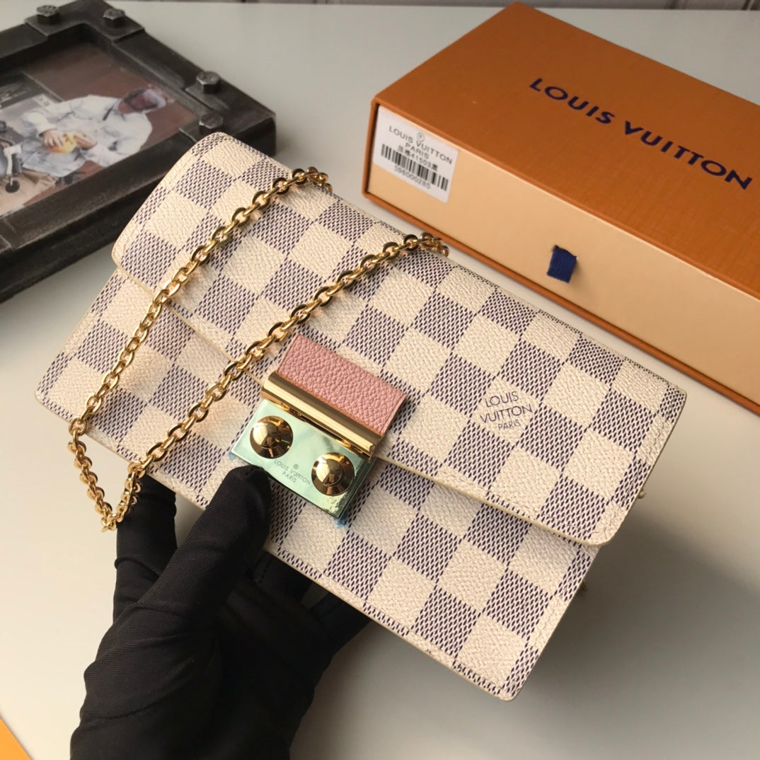 LV