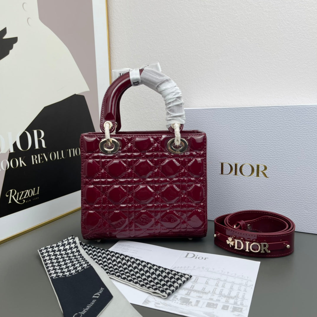 Dior