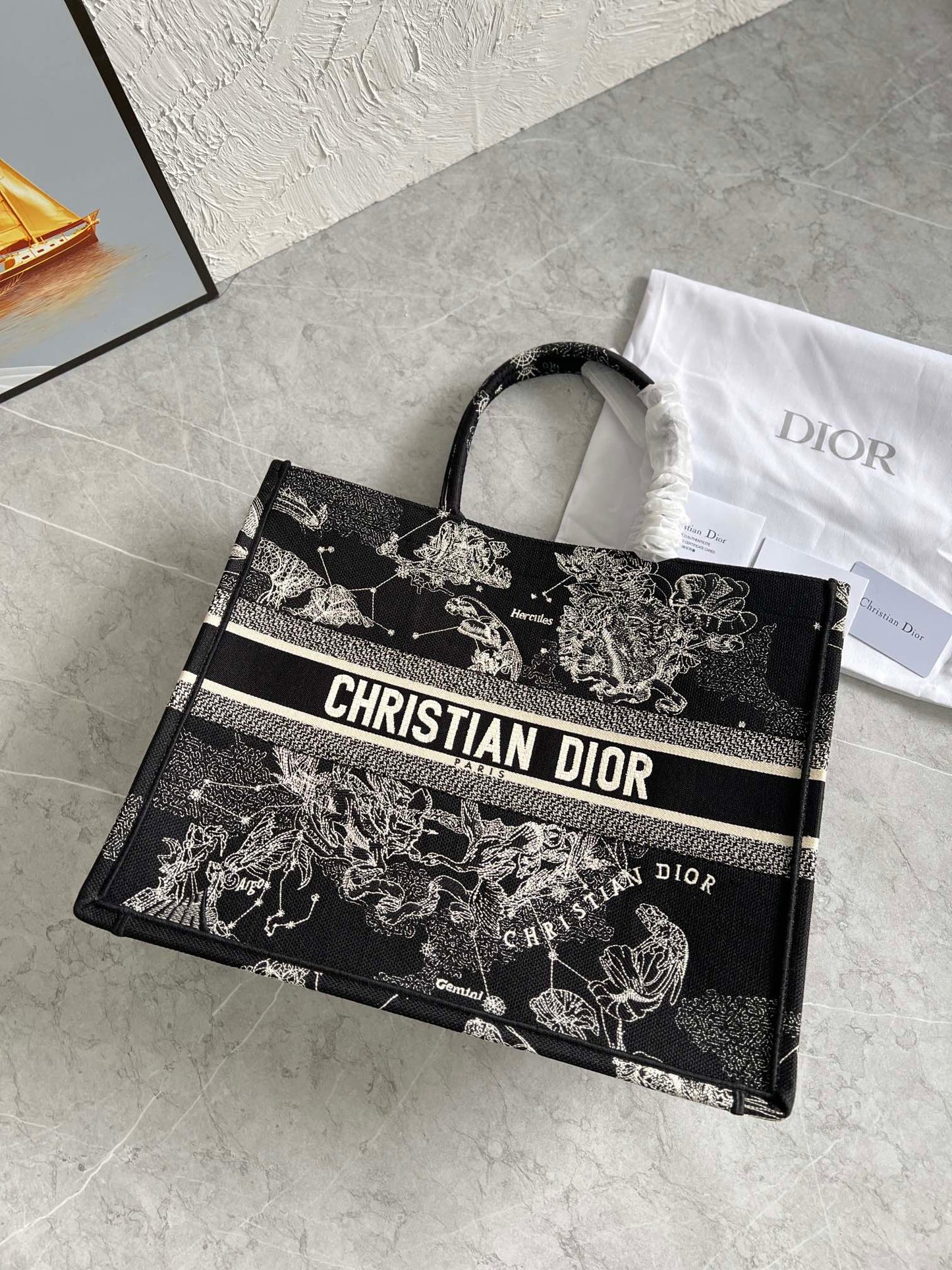 Dior